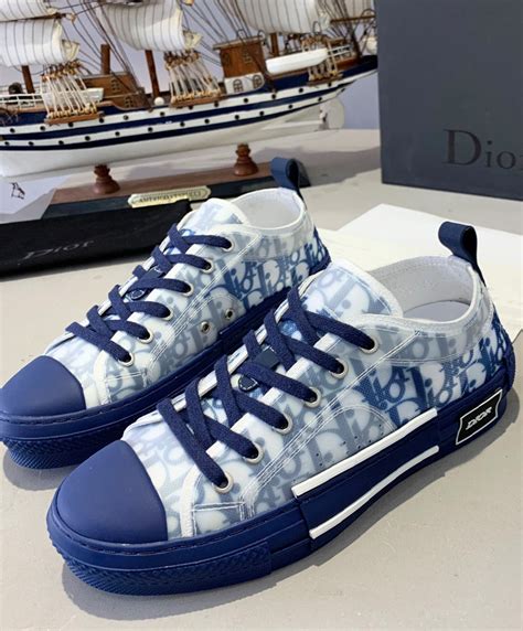 dior mens shoes blue|dior men's shoes prices.